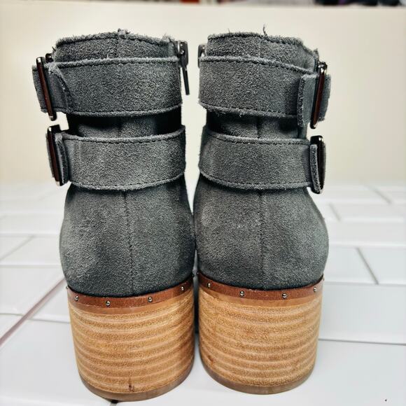 Bleecker & Bond Gray Georgia Suede Zip up Ankle Heeled Boot - Picture 5 of 10